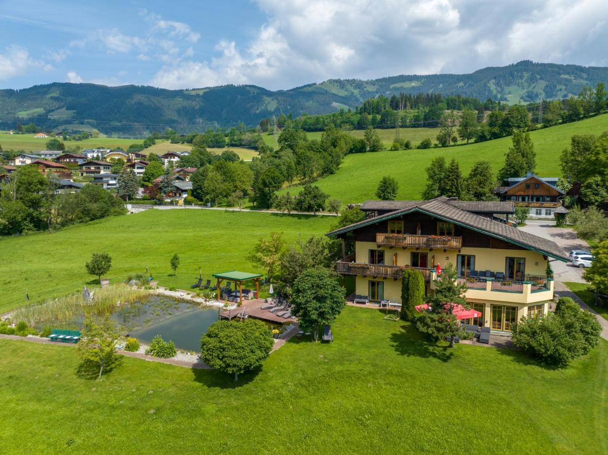 Sportpension Goldegg Exteriör bild